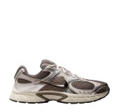 NIKE HQ7901-602 SILVER BROWN V5 RUN